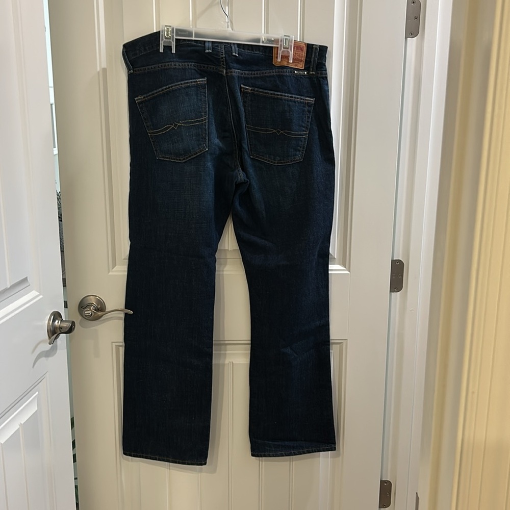 Men’s Lucky Jeans - Picture 2 of 3